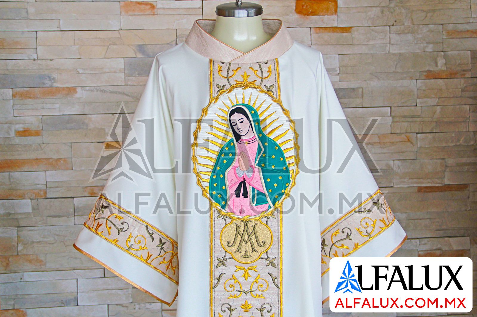 07 JHS MA Dalmatica Perla BRONCE Medallon Virgen (3)